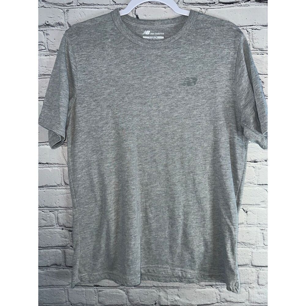 New Balance Men’s Heather Gray Short Sleeve T-Shirt Size Large – Soft Cotton Ble